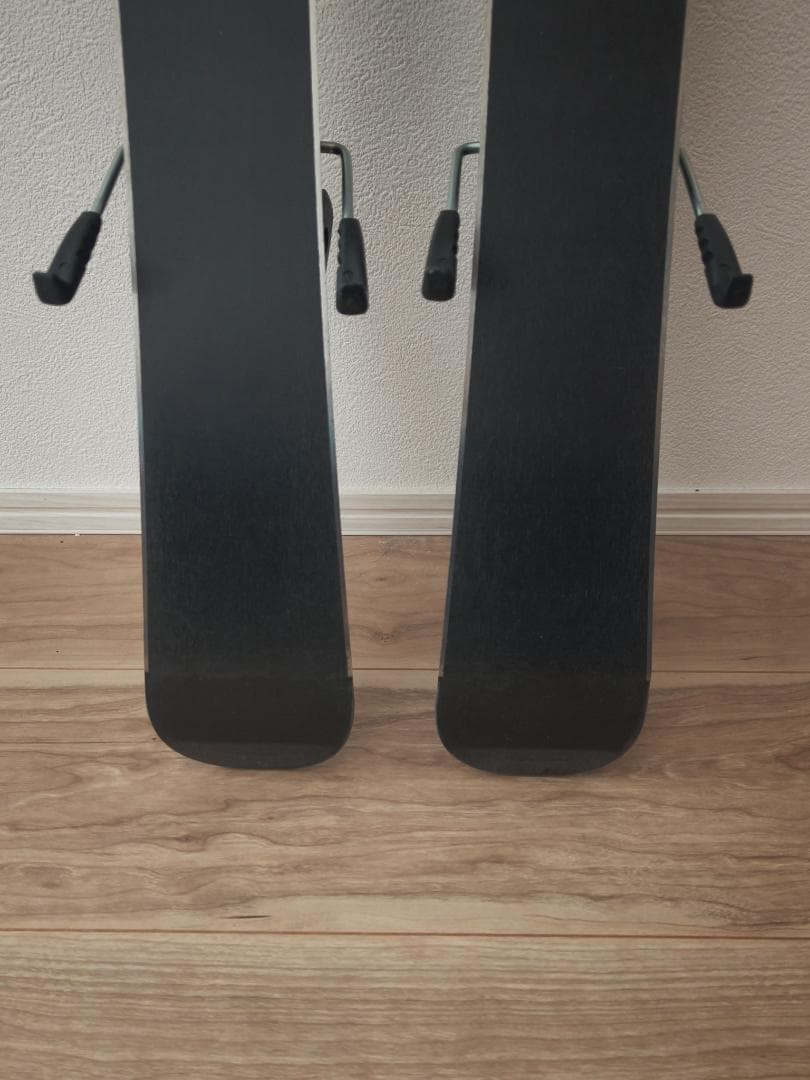 elan Maxx 80 ジュニア スキー板 レッド/ブラック