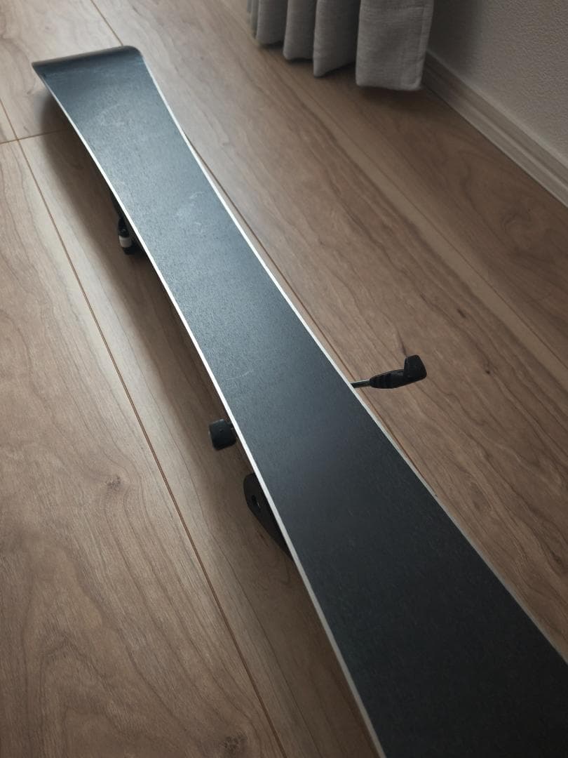 elan Maxx 80 ジュニア スキー板 レッド/ブラック