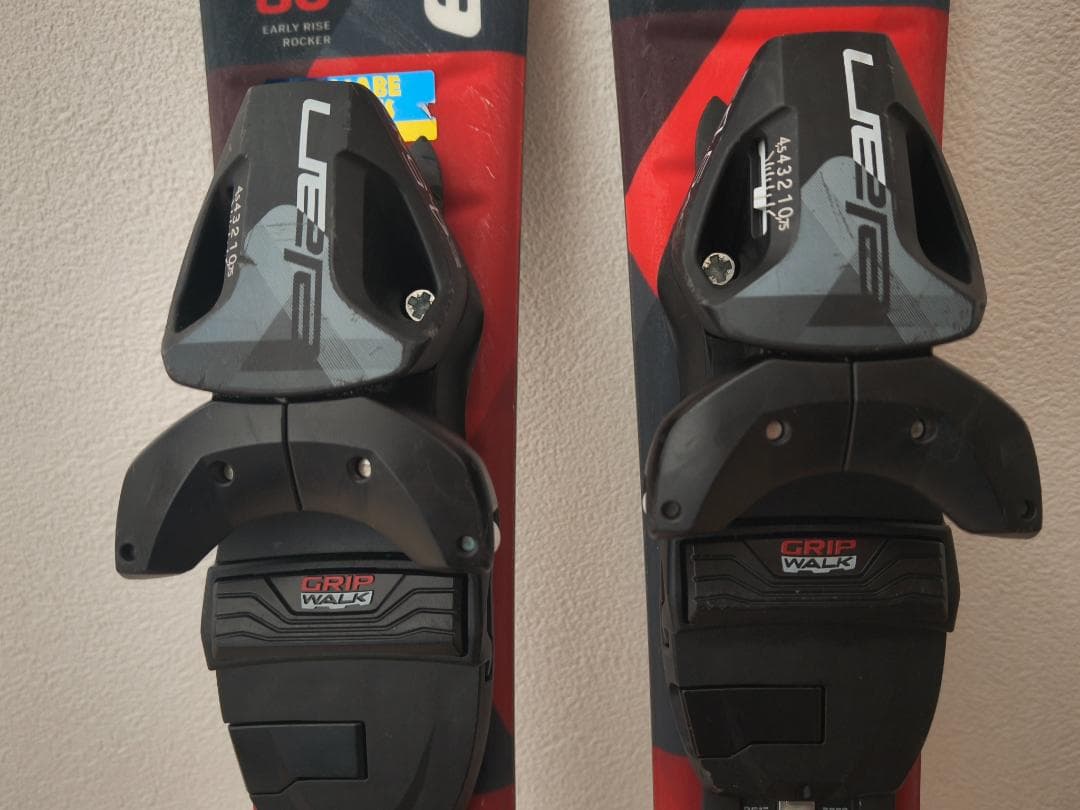 elan Maxx 80 ジュニア スキー板 レッド/ブラック