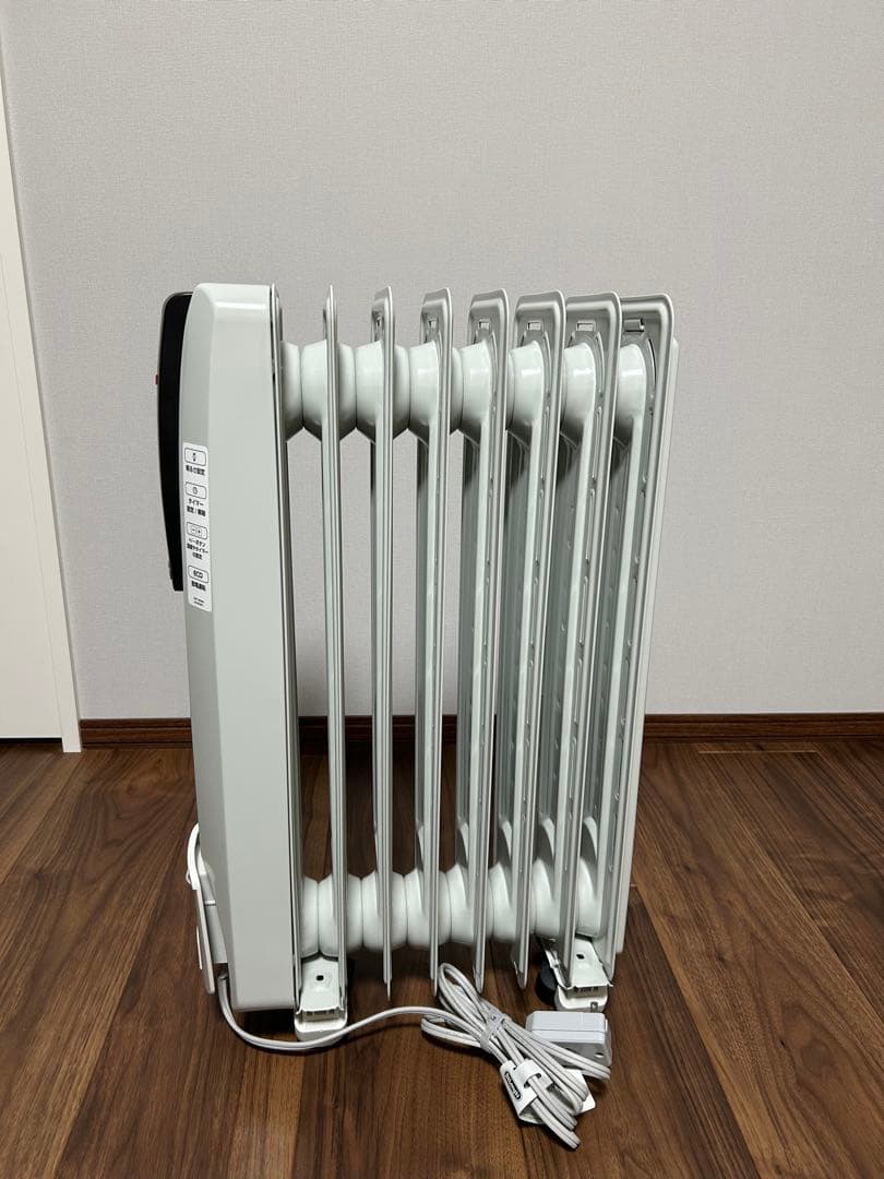 デロンギ　オイルヒーター　液晶表示　エコ運転機能