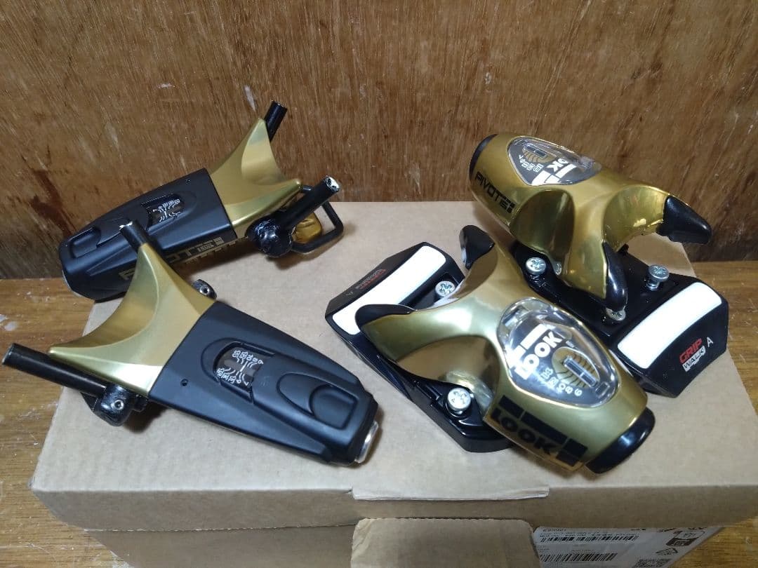 新品未使用★国内正規品LOOKルックPivot15GWスキー金具115ブレーキ