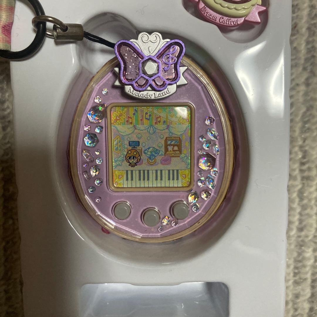 たまごっちピース クラシックピンク 写真内付属品付き