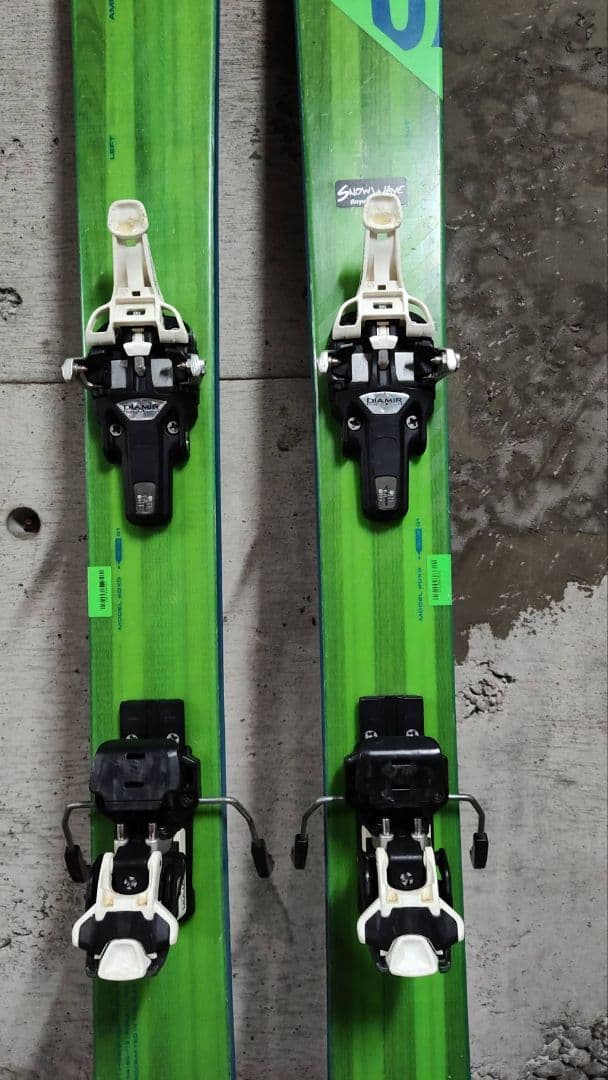 エラン　バックカントリー用　スキー板　緑