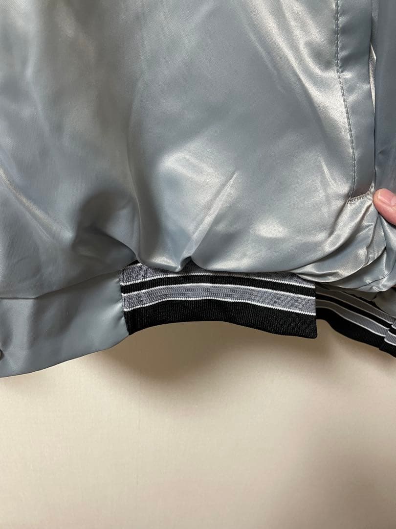 RAIDERS レイダース サテンスタジャン USA製 XL NFL シルバー