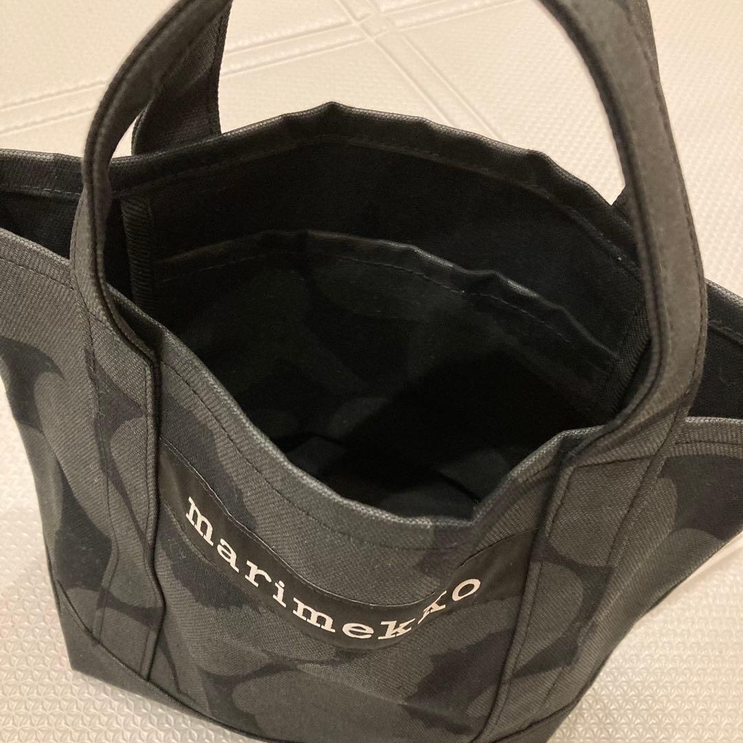 marimekkoマリメッコ　ピエニウニッコ　セイディミニトートバッグ　ブラック