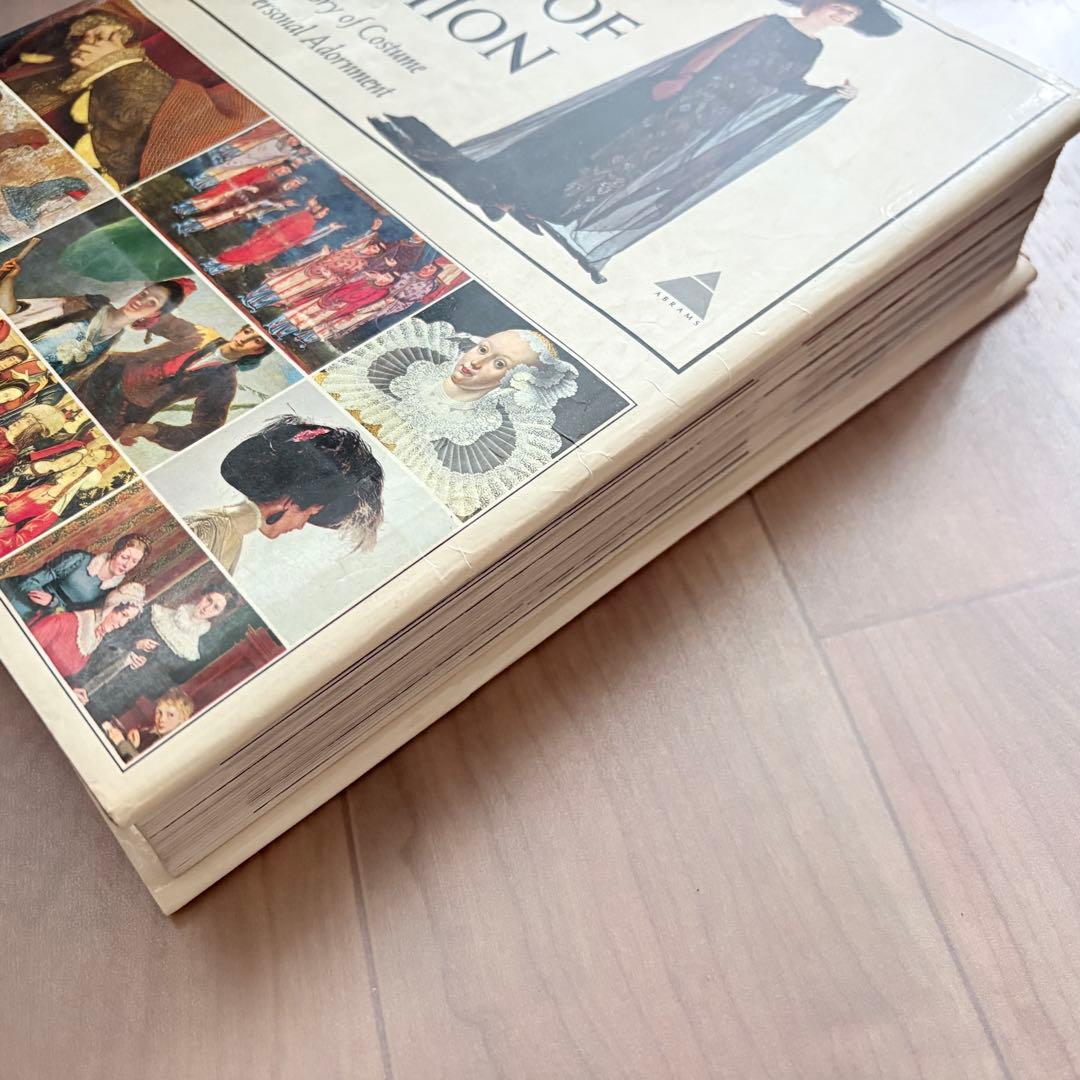 【洋書・古書】20,000 Years of Fashion