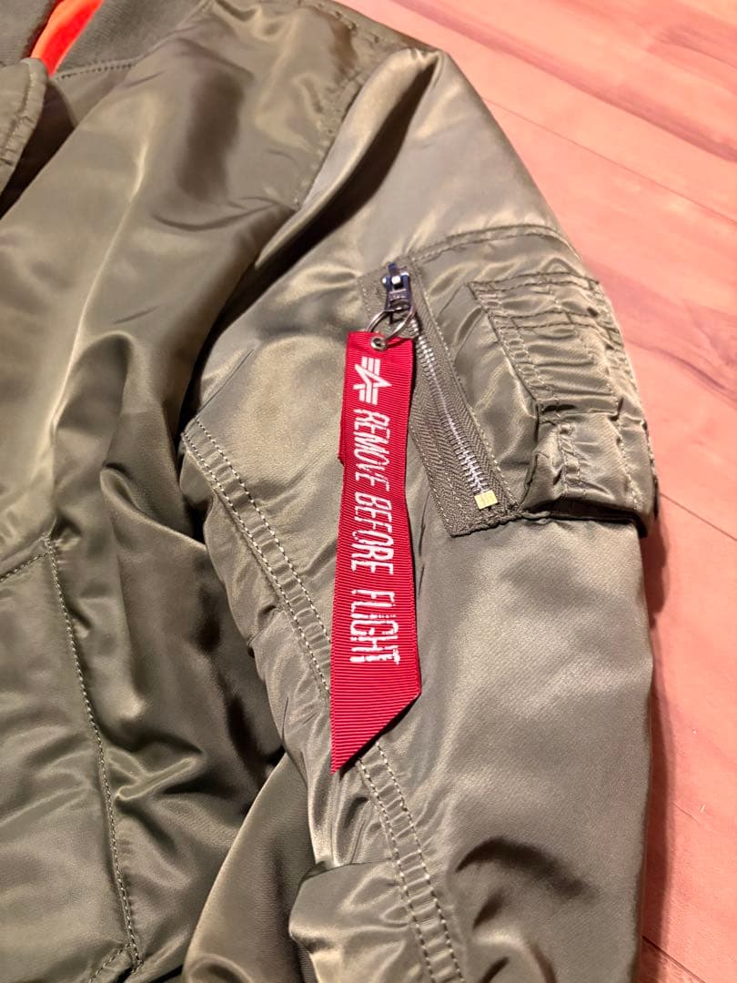 アルファインダストリーズ MA-1 Sサイズ