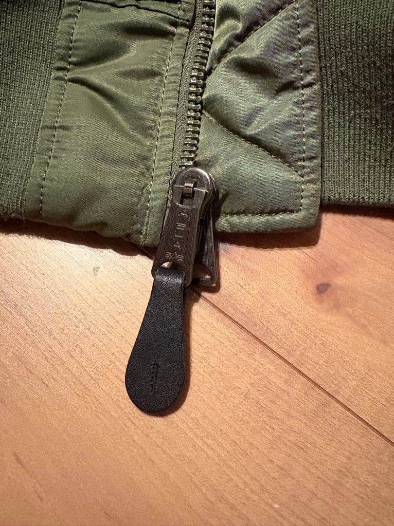 アルファインダストリーズ MA-1 Sサイズ