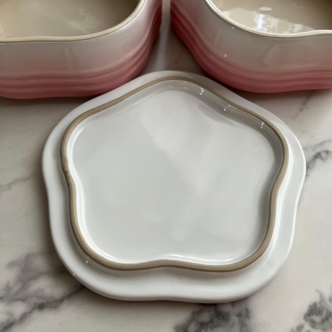 ルクルーゼ　スタッキングフラワーコンテナー