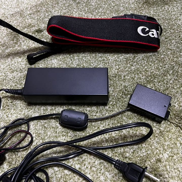 『ジャンク扱い』一眼レフCANON EOS Kiss X3　レンズ、アクセサリー