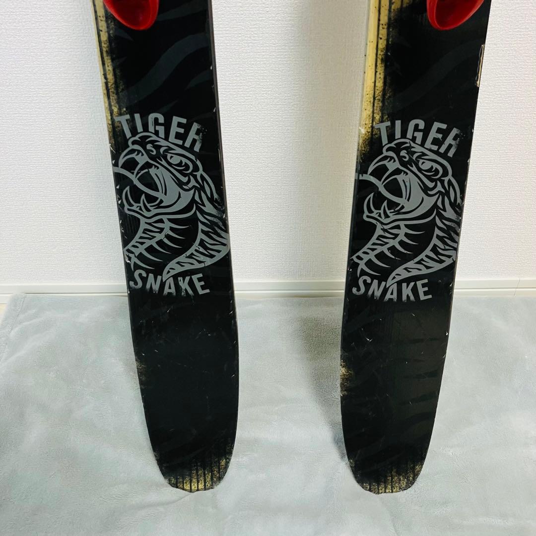 LINE タイガースネーク 157cm スキー板 ビィンディング付き