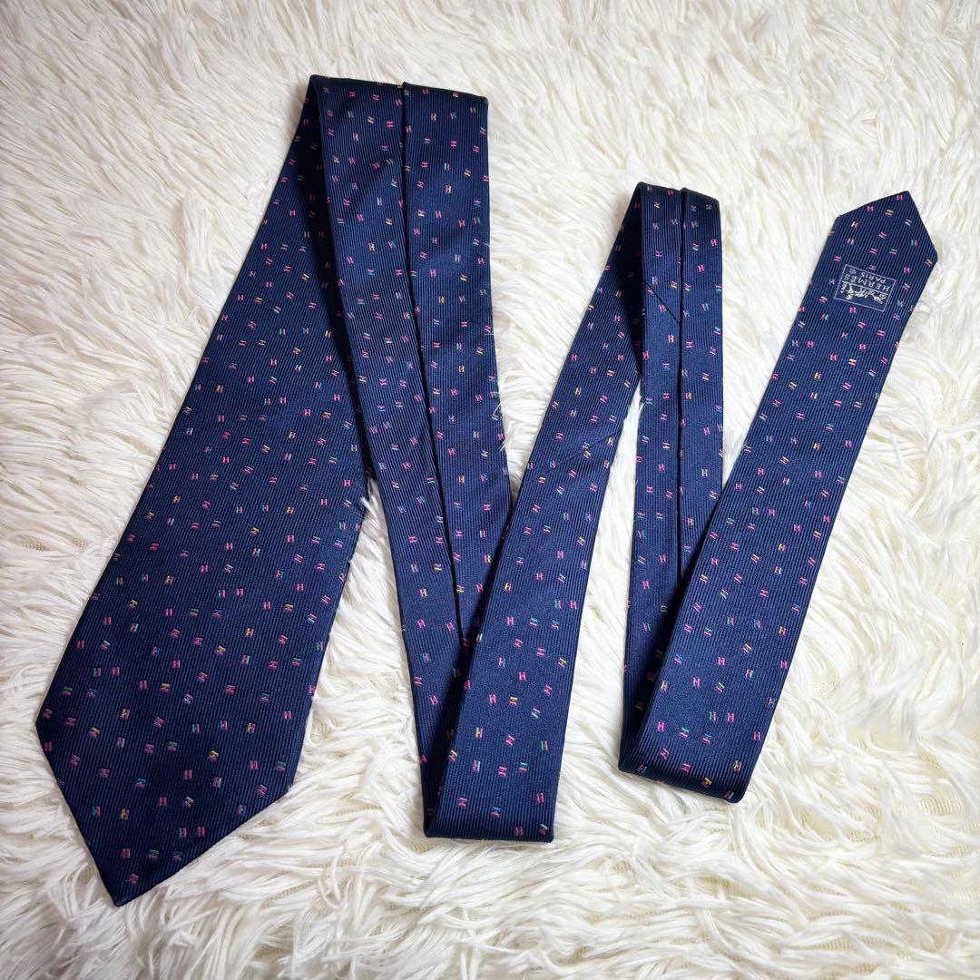 ✨激レア✨【美品】HERMES ネクタイ　ファソネ　H柄　ネイビー