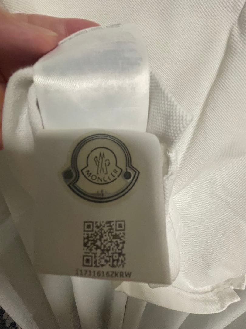 モンクレール　ポロシャツ　ホワイト
