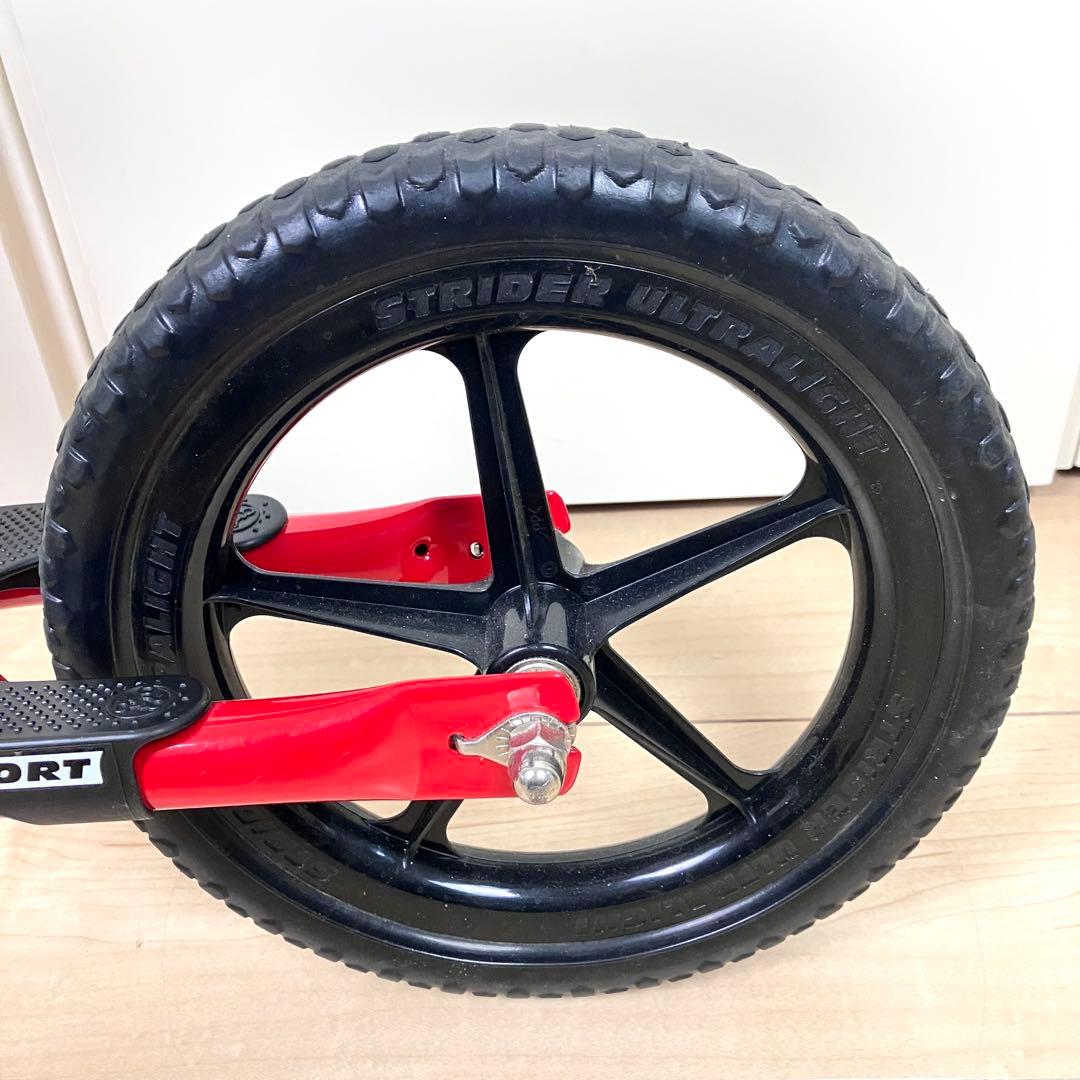 ☆美品☆　STRIDER　SPORTS 12　ストライダー　スポーツ　レッド