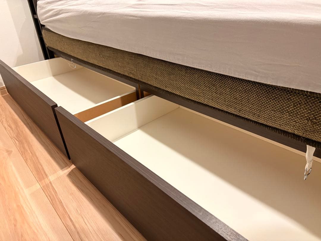 クイーンサイズ ベッドフレーム 引き出し付き ダークブラウン