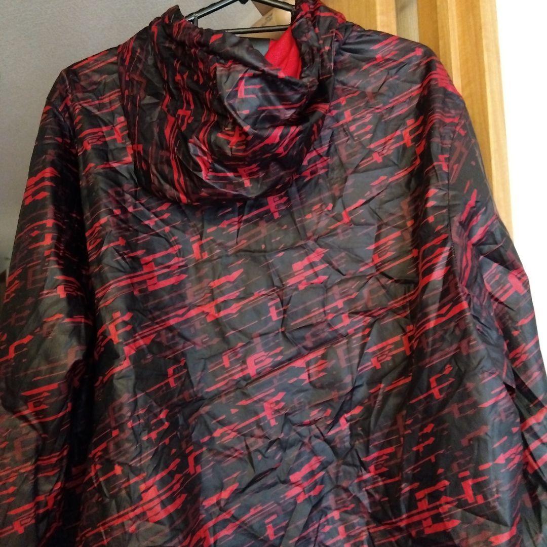 アディダス マンチェスターユナイテッドのウインドブレーカー メンズ