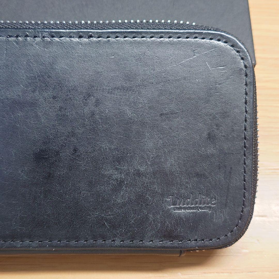 ラダイト　ラウンドジップペンケース　エッセンシャル　MAYA　ブラック