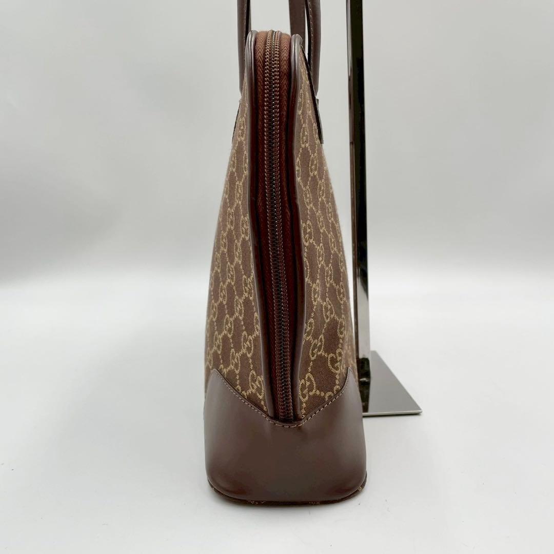 美品　グッチ　GGキャンバス　トートバッグ　A4対応　定番　総柄　ブラウン