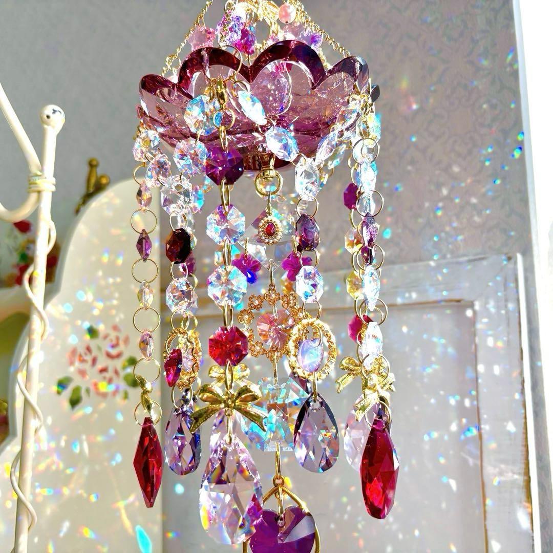 アンティークピンクSWAROVSKI受け皿シャンデリア風サンキャッチャー