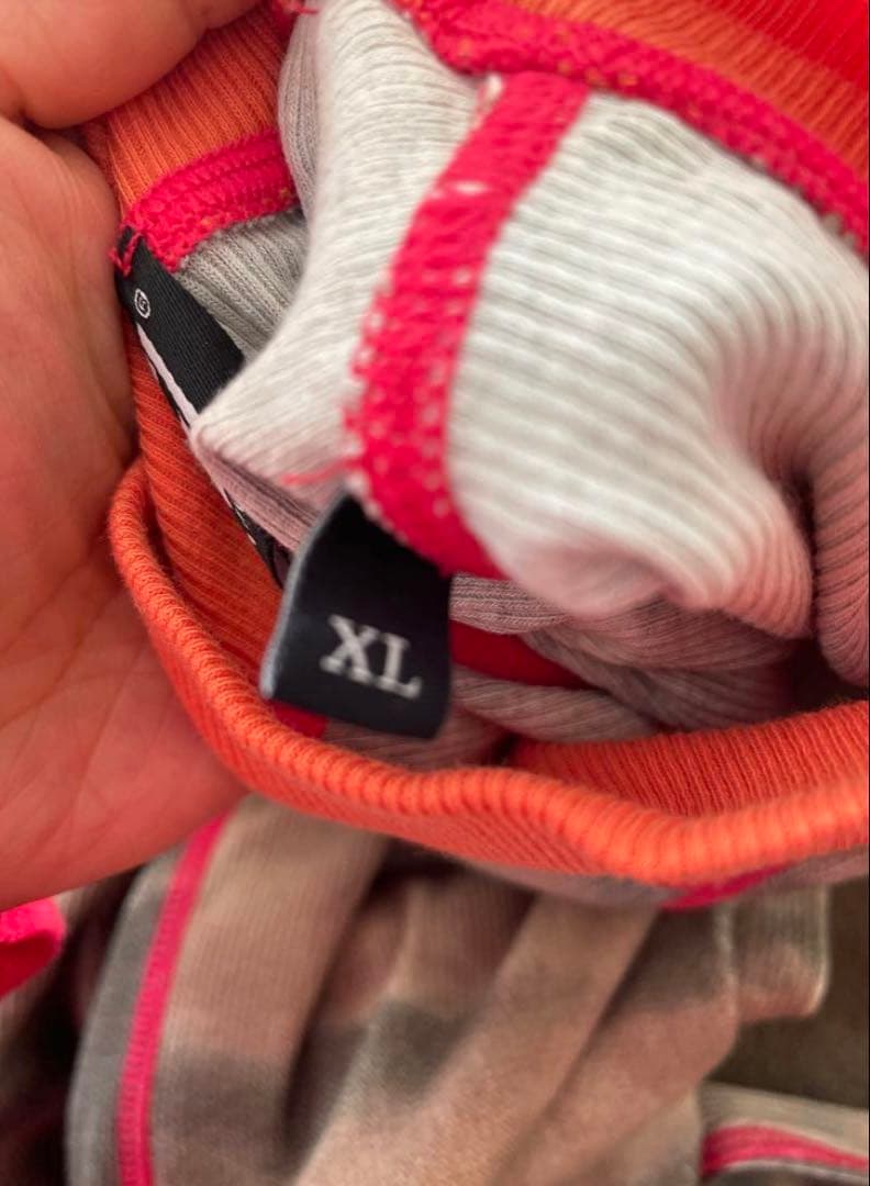 【新品】DIESEL ディーゼル オレンジ＆カーキカモフラ柄長袖カットソー