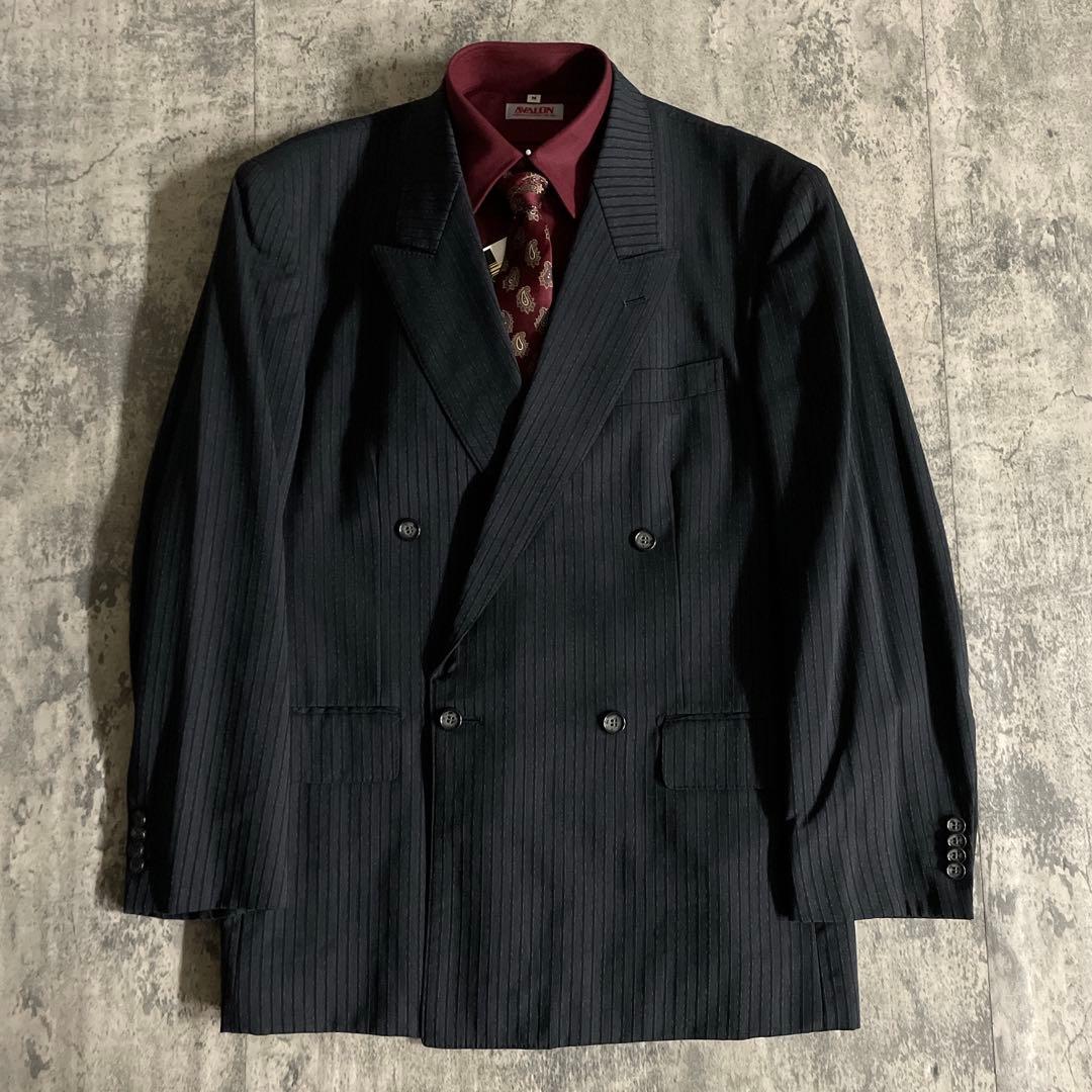 イタリア製 極上ウール ダブルスーツ × GUCCI GG柄 ネクタイコーデ