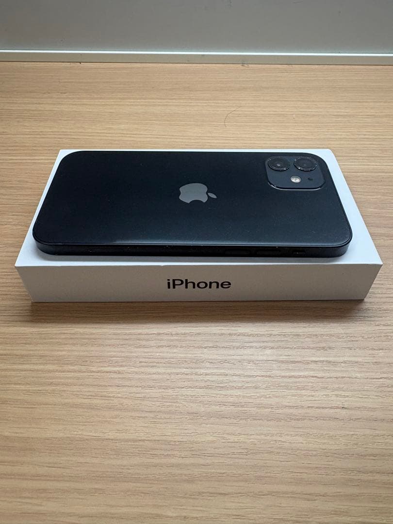 Apple iPhone 12 ブラック 64GB