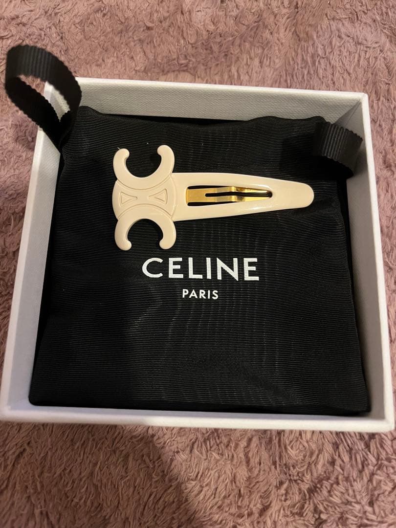 CELINE ヘアピン　ホワイト