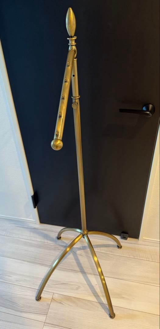 ハンガーラック　傾斜ハンガー　高さ可変　アンティークゴールド②