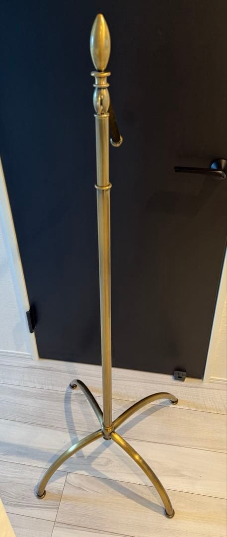 ハンガーラック　傾斜ハンガー　高さ可変　アンティークゴールド②