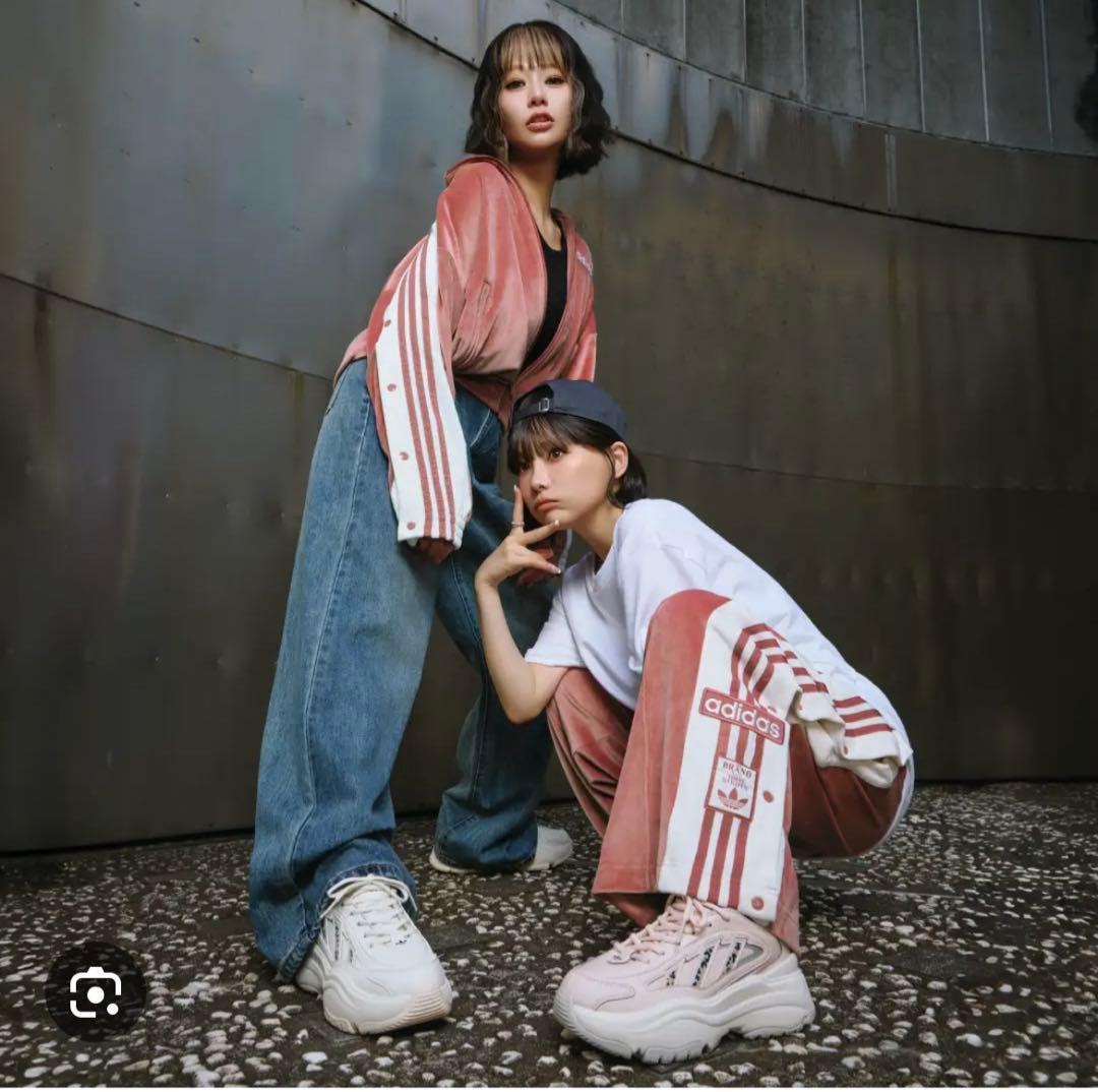 adidas オリジナルス　ベロア　ピンク ストライプ ジャージ パンツSサイズ
