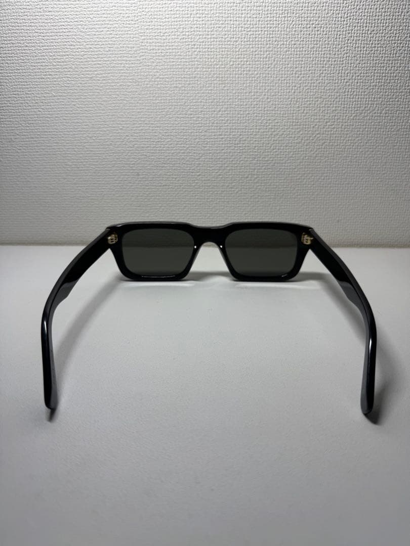 RETROSUPERFUTURE Augusto サングラス