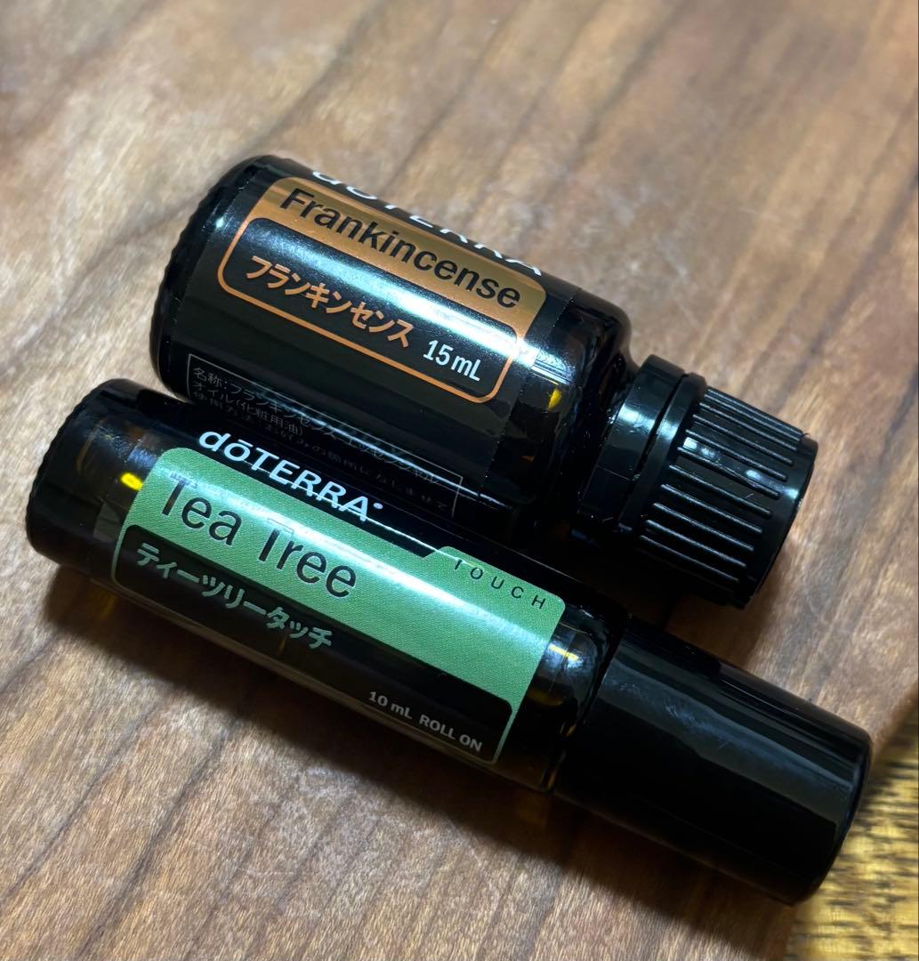 ドテラのティーツリータッチとフランキンセンスのセット【新品未使用】