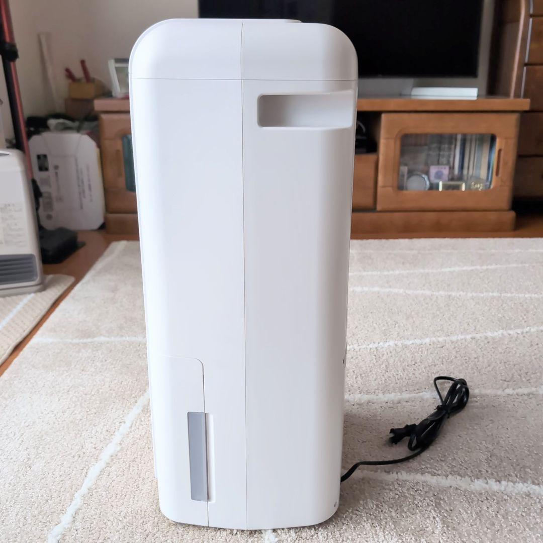 【アイリスオーヤマ】 空気清浄機 衣類乾燥除湿機 IJC-M120-W 展示品