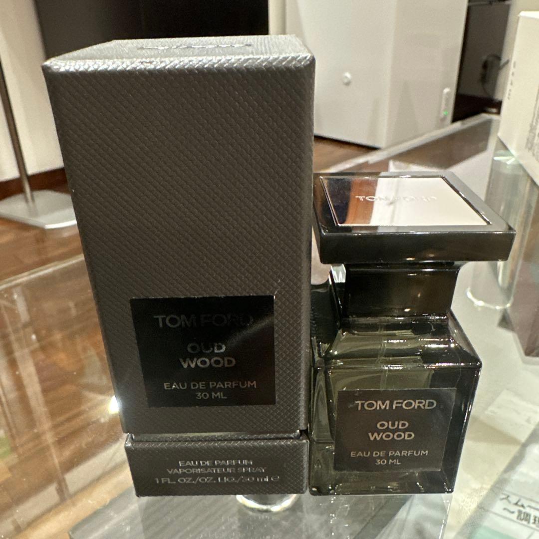 トムフォード香水OUD WOOD 30ml