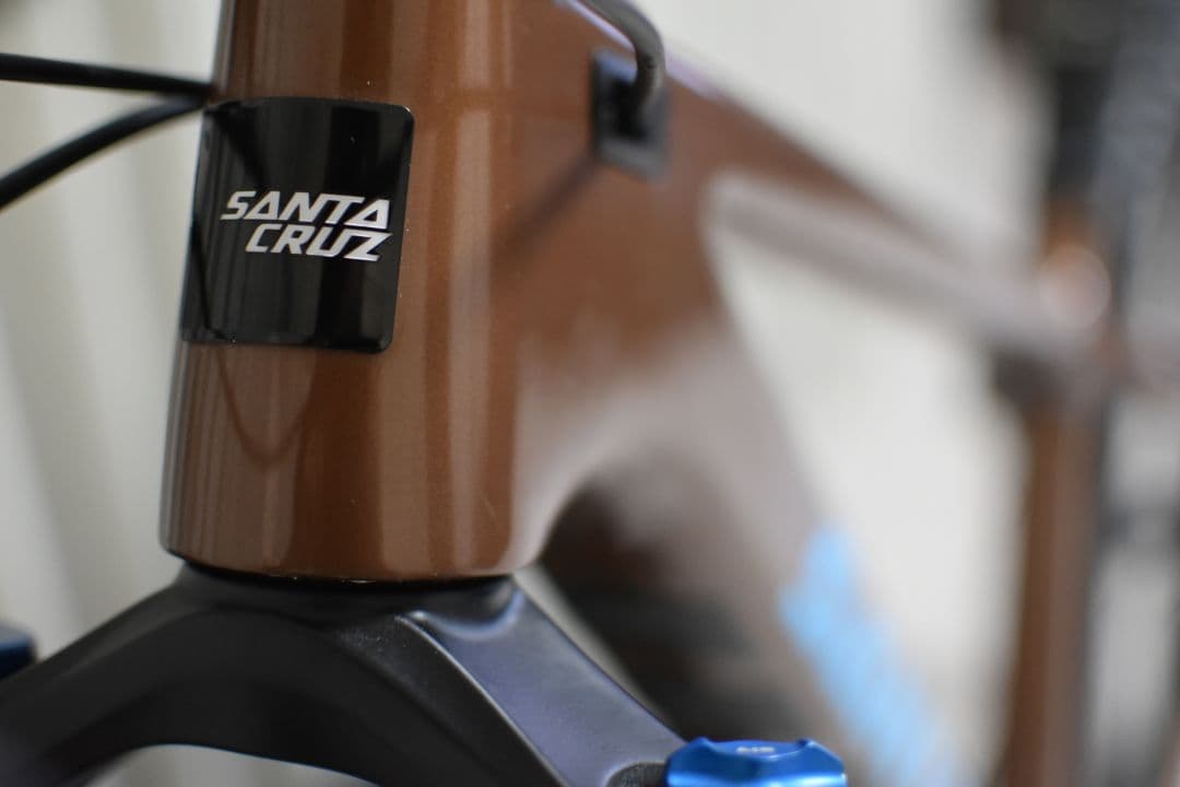 【関東 手渡し 送料込み】SANTACRUZ CHAMELEON CARBON