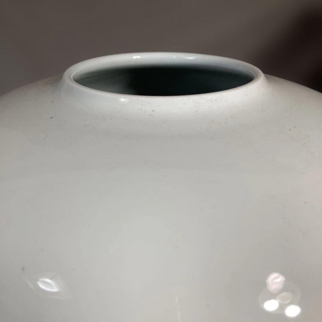 【中村清六】白磁の伝統　名窯　重要無形文化財　有田高麗庵　中村清六作　白磁　壷