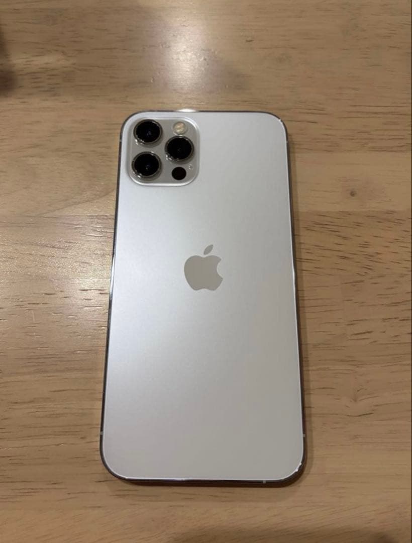 Apple iPhone 12 Pro ゴールド（着払い） 本体