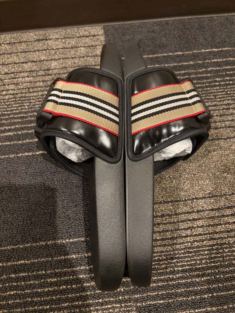 BURBERRY スライドサンダル 保存袋•紙袋•箱付き