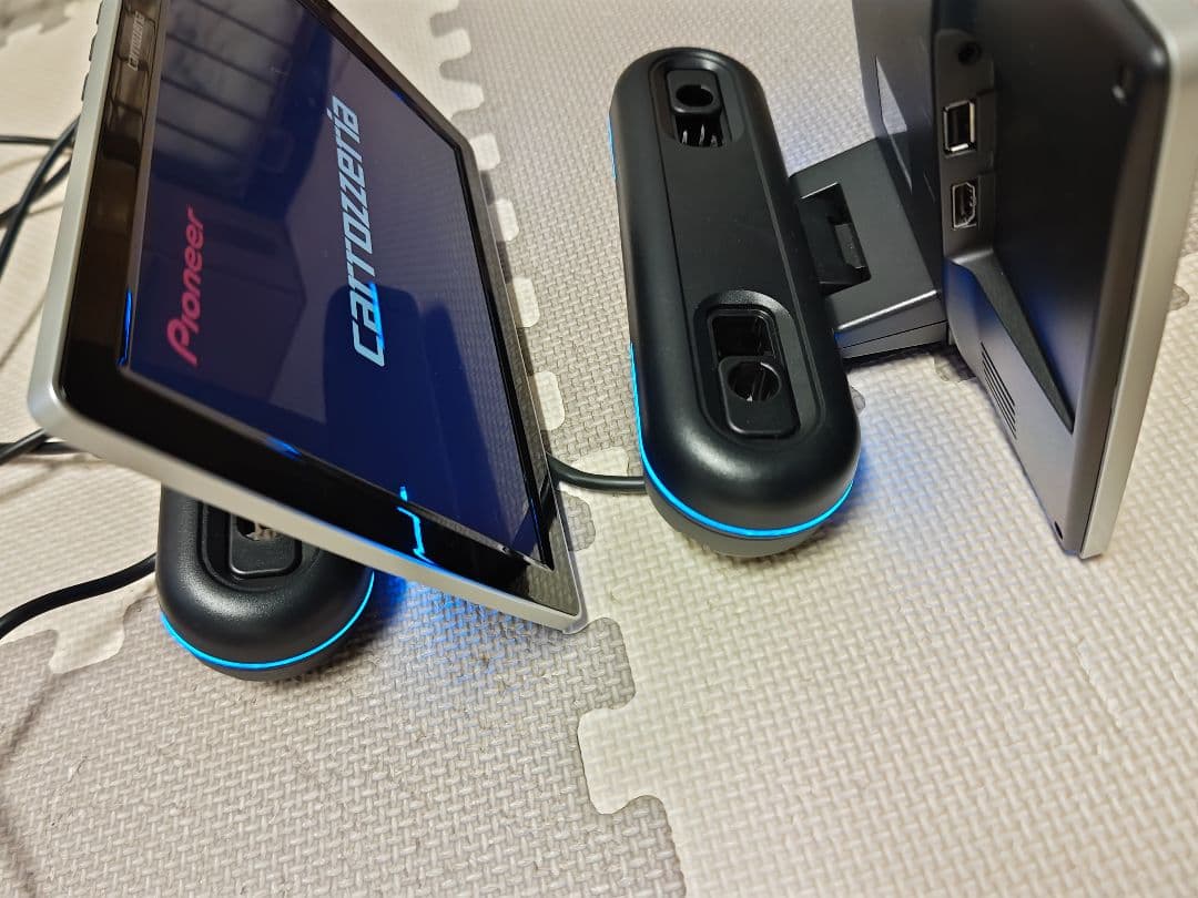 10.1V型ワイドXGAプライベートモニター2台セット TVM-PW1000T