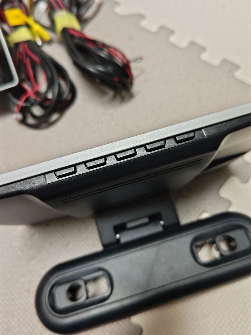 10.1V型ワイドXGAプライベートモニター2台セット TVM-PW1000T