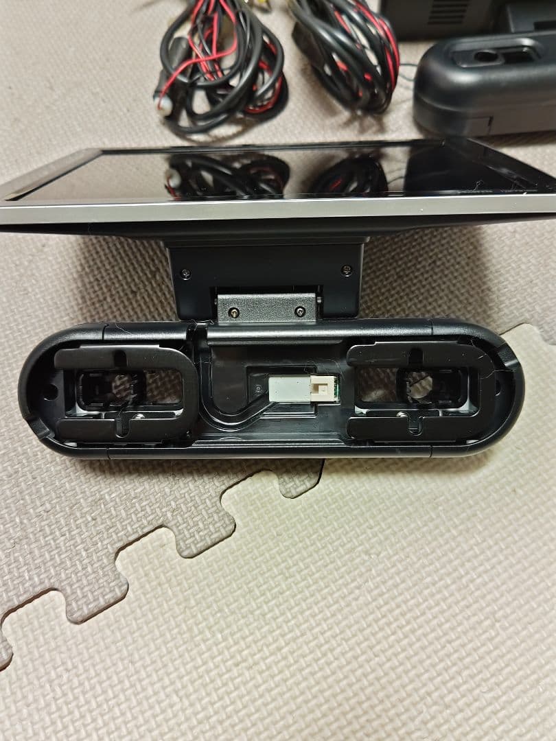 10.1V型ワイドXGAプライベートモニター2台セット TVM-PW1000T