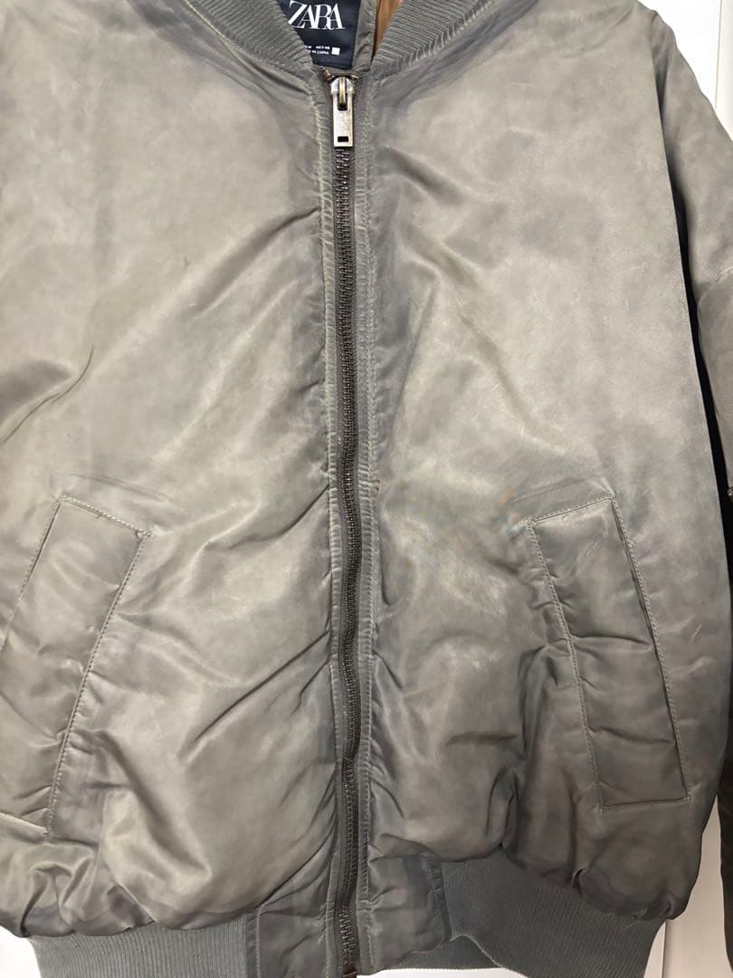 ZARAコントラストカラーボンバージャケット　短丈　　MA-1ブルゾン