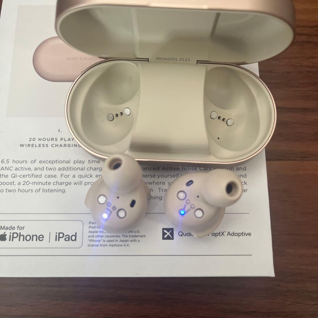 Bang & Olufsen EQ ワイヤレスイヤホン