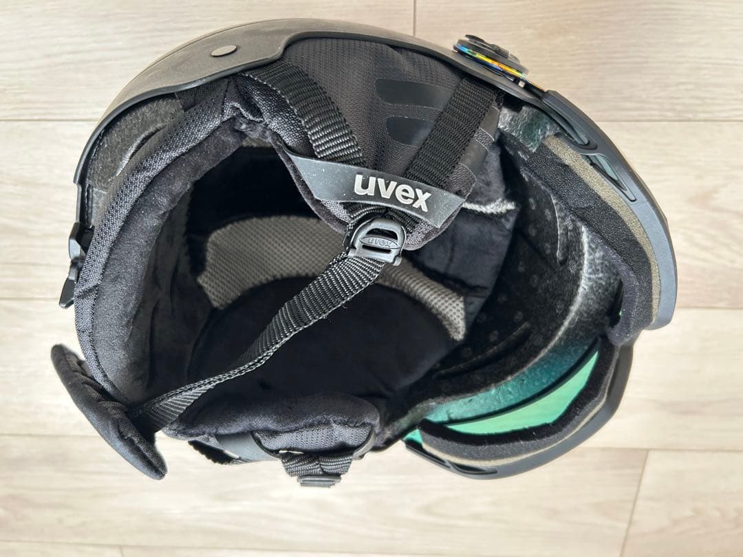 uvex ブラックヘルメット オレンジレンズ