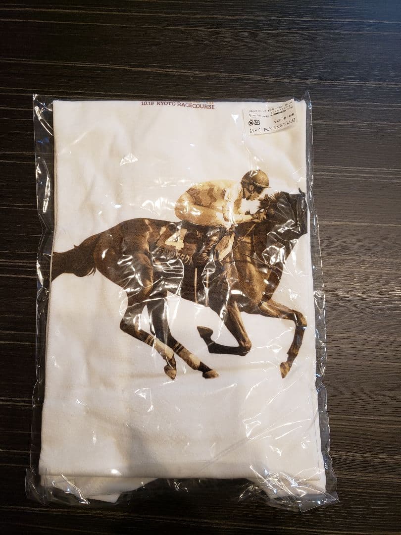 デアリングタクト　Tシャツ　競馬
