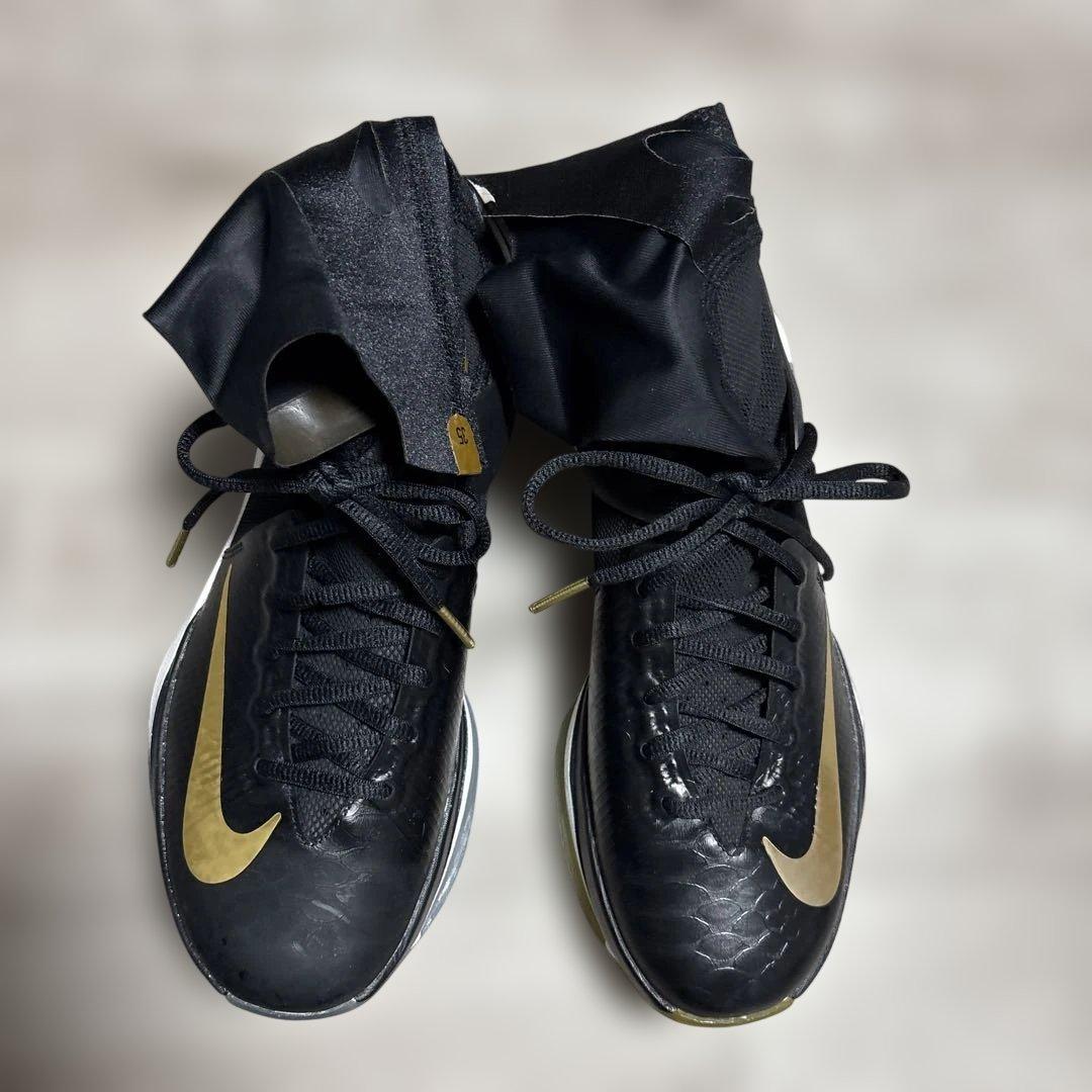 Nike バスケットボールシューズ ブラック/ゴールド