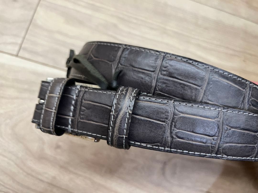 ほぼ未使用　フェリージ　felisi レザー ベルト 42-75