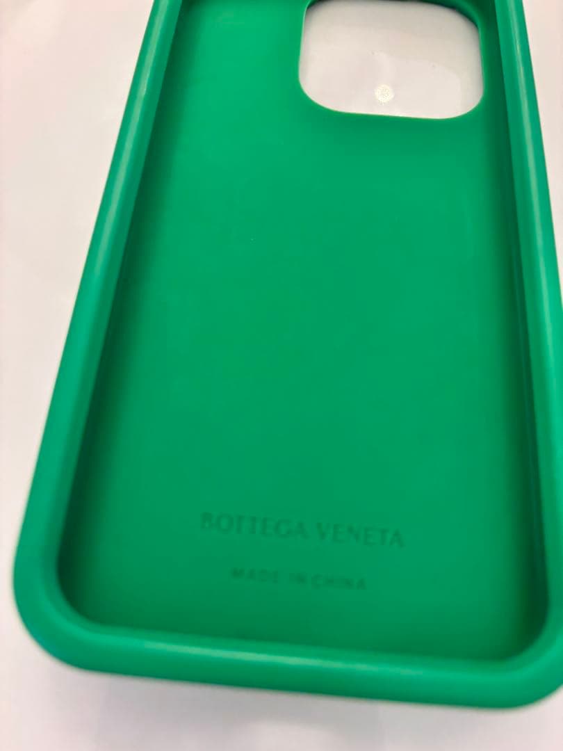 BOTTEGA VENETA ボッテガ iPhone15 Pro