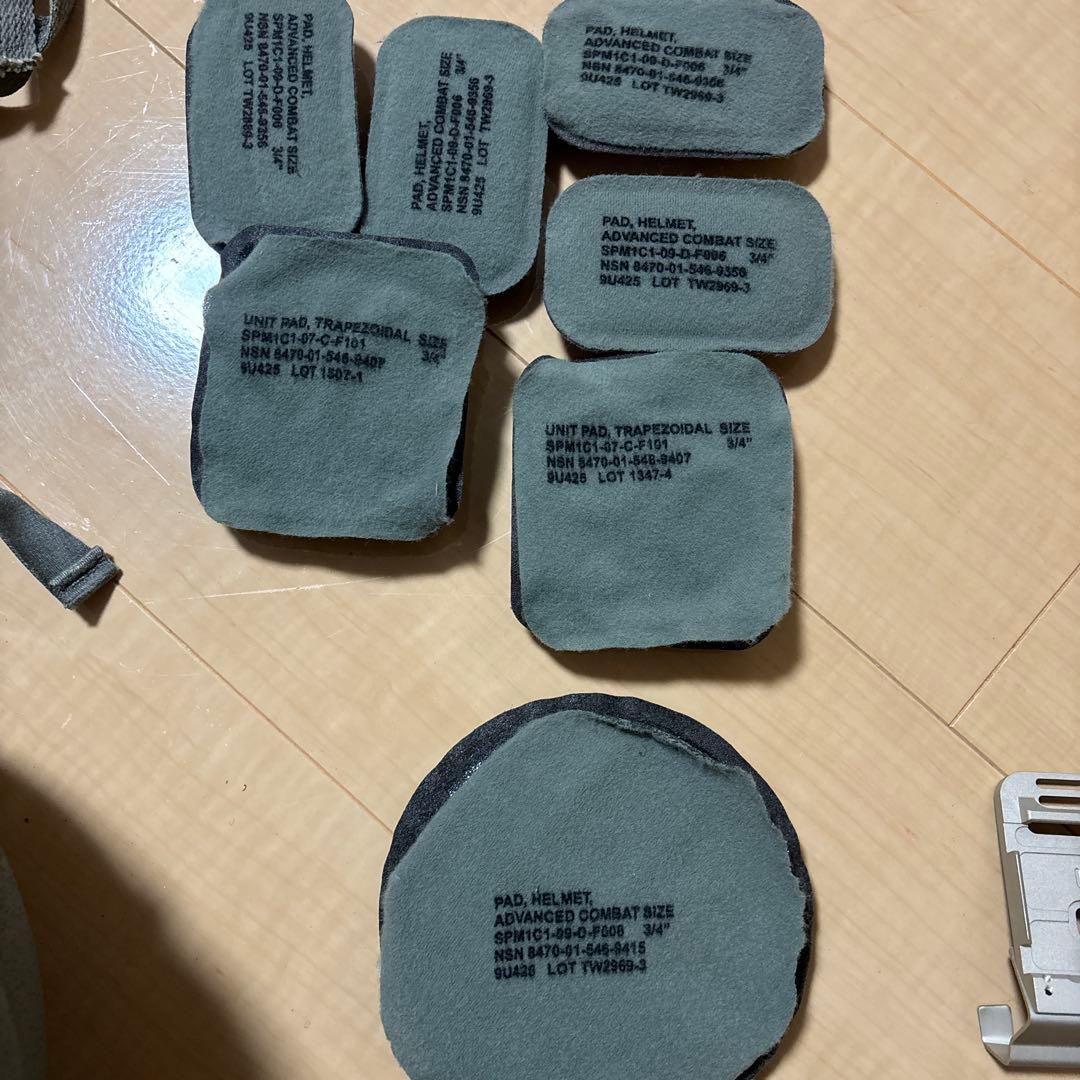 実物ACHヘルメットセット