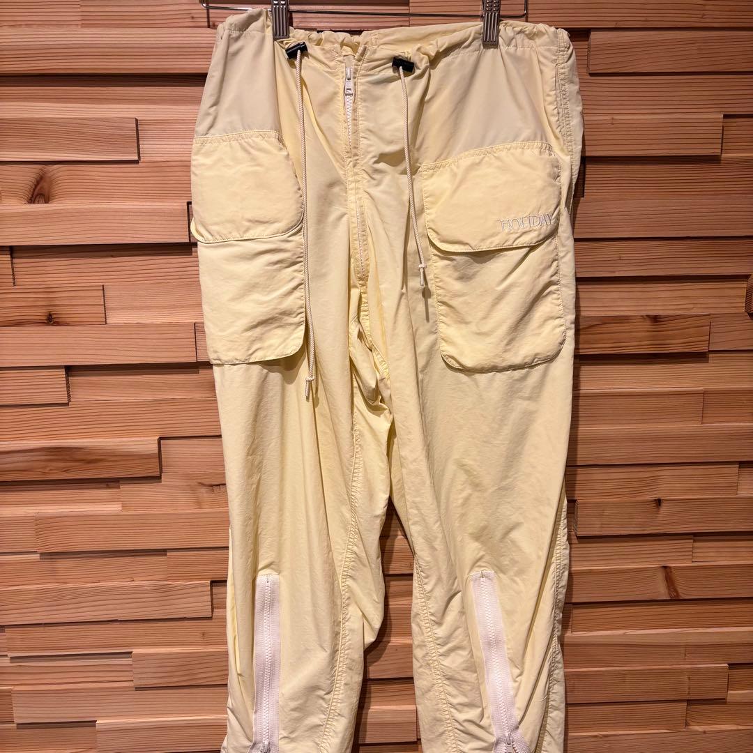 holiday PANTS ホリディ ナイロンパンツ レディース 美品 完売